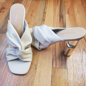 Shoe Dazzle Slip-On Heeled Sandal / Mule